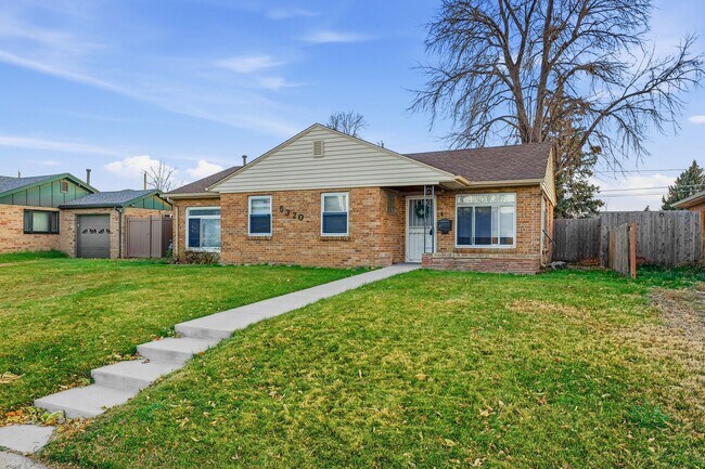 Building Photo - 5320 E Thrill Pl