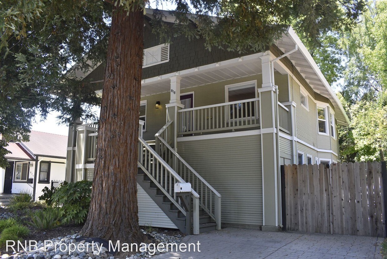 Foto principal - 4 br, 3 bath House - 818 38th Street