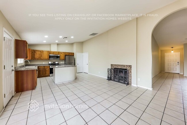 Foto del edificio - 6501 W Cheryl Dr