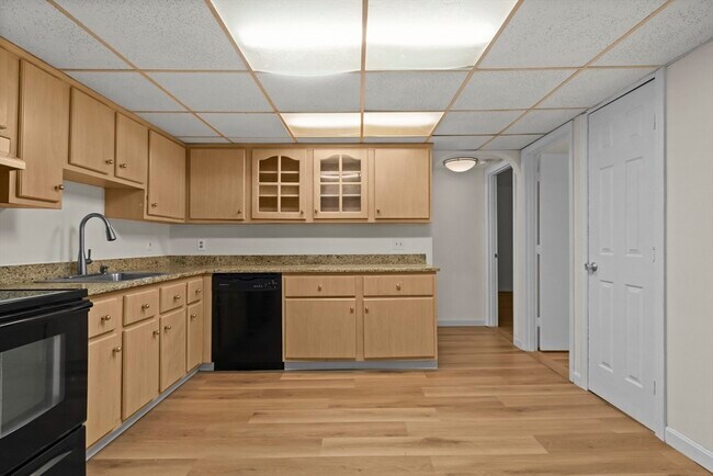 Foto del edificio - 7 Shadowbrook Ln