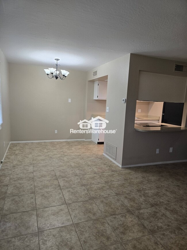 Building Photo - 8236 N 34th Dr