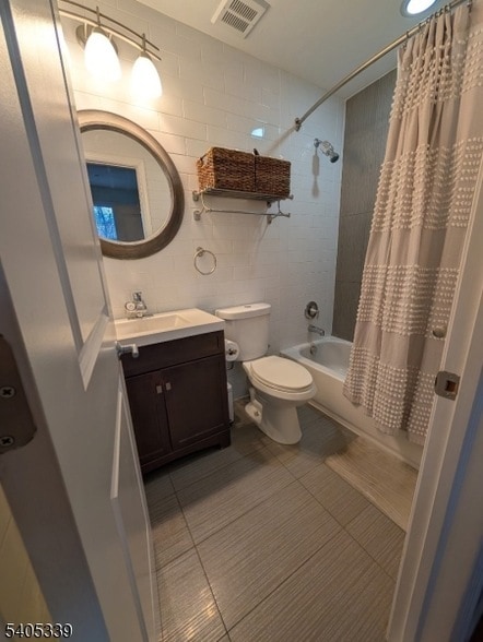 Building Photo - 104 Broughton Ave