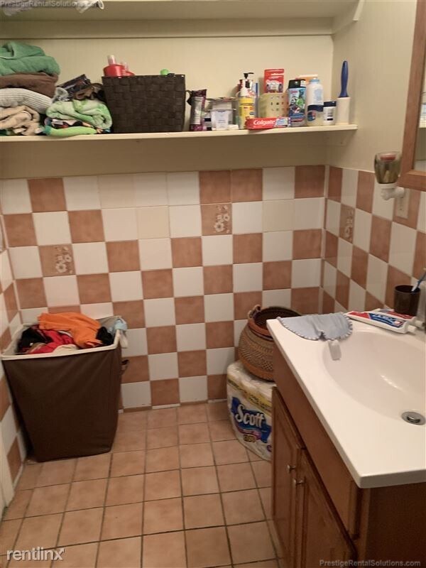 87 Broad St Unit 1, Marlborough, MA 01752 Apartments in Marlborough