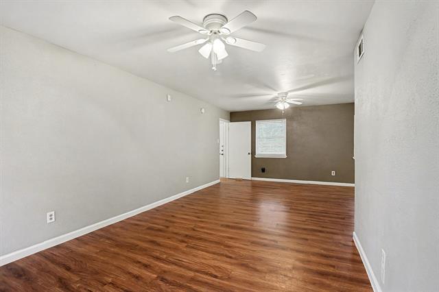 Foto del edificio - 1202 Crane Dr