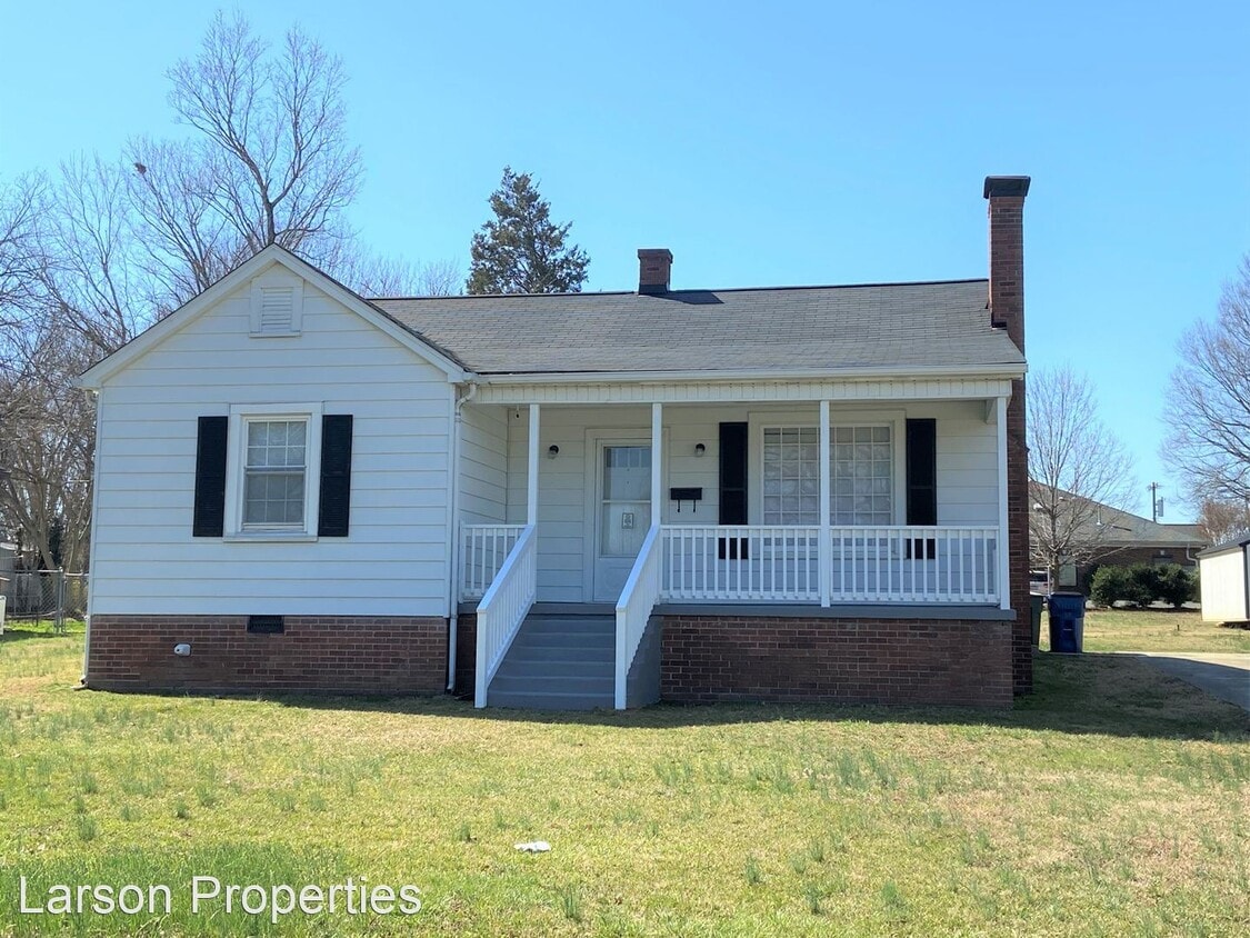 Primary Photo - 2 br, 1 bath House - 207 S. Melville Street