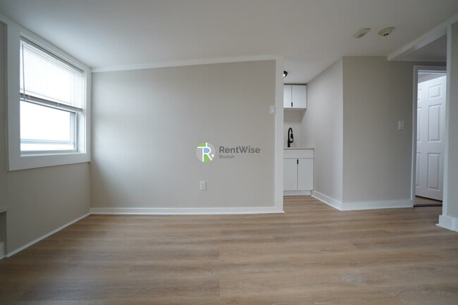 Foto del edificio - 142 Dorchester St