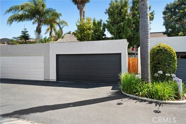 Building Photo - 2612 Vista Del Oro
