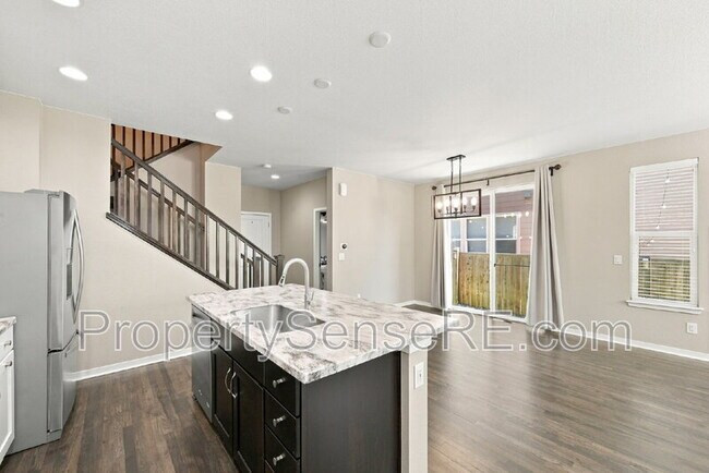 Building Photo - 13788 Tall Oaks Loop