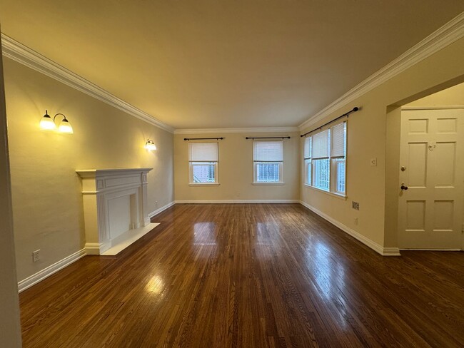 Foto del edificio - Gorgeous 2 bd/1 ba unit in Leimert Park