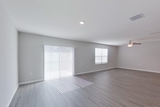 Foto del edificio - 8642 SW 43rd Ter
