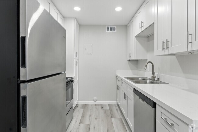 2 habitaciones, 2 baños - 990 pies cuadrados - Cocina - Park Terrace Apartments