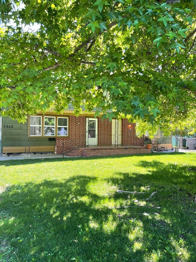 Foto del edificio - Completely Remodeled Three Bedroom One Bath in Richland - Move in Ready!!