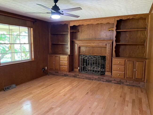 Foto del edificio - Beautiful 2 Bed, 2 Bath home located in Seagrove. (Handicap accessible)