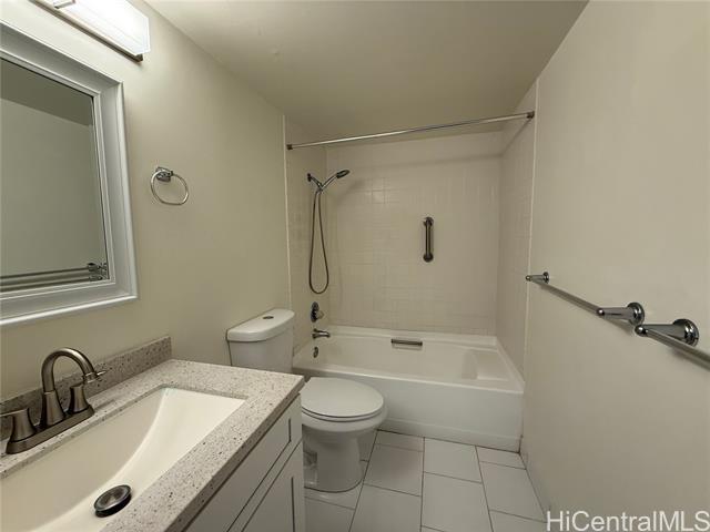 Building Photo - 2600 Pualani Way