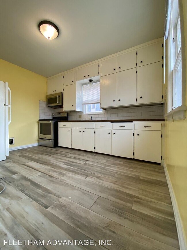 Foto del edificio - 4 br, 1 bath House - 844 Portland Avenue