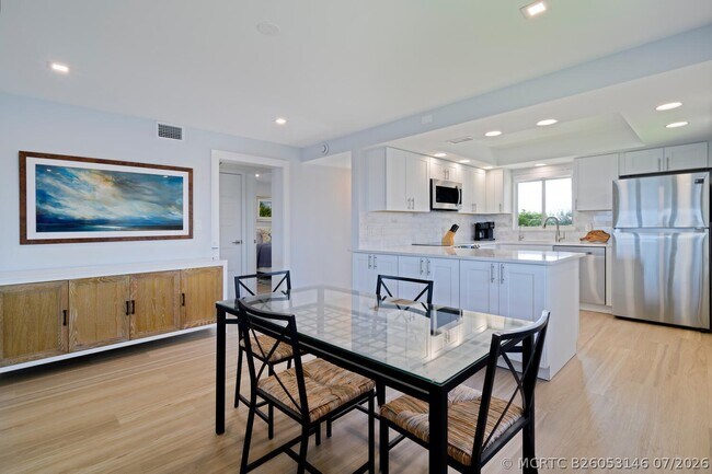 Building Photo - 52 Yacht Club Dr