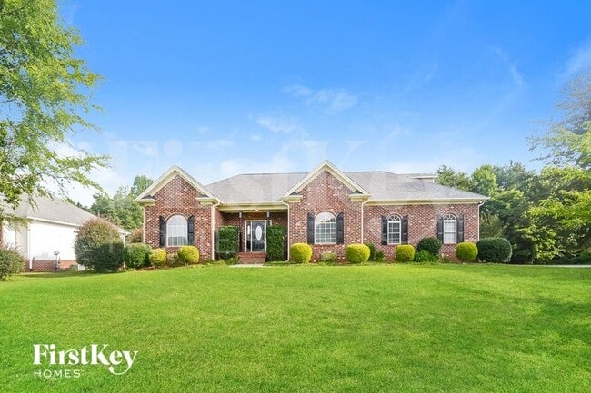 Building Photo - 201 Bethlehem Dr