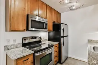 Building Photo - 5630 Pershing Ave