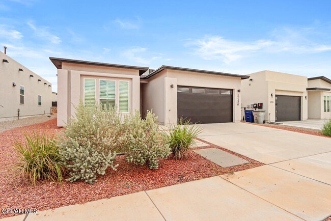 Building Photo - 12320 Desert Pine Ave