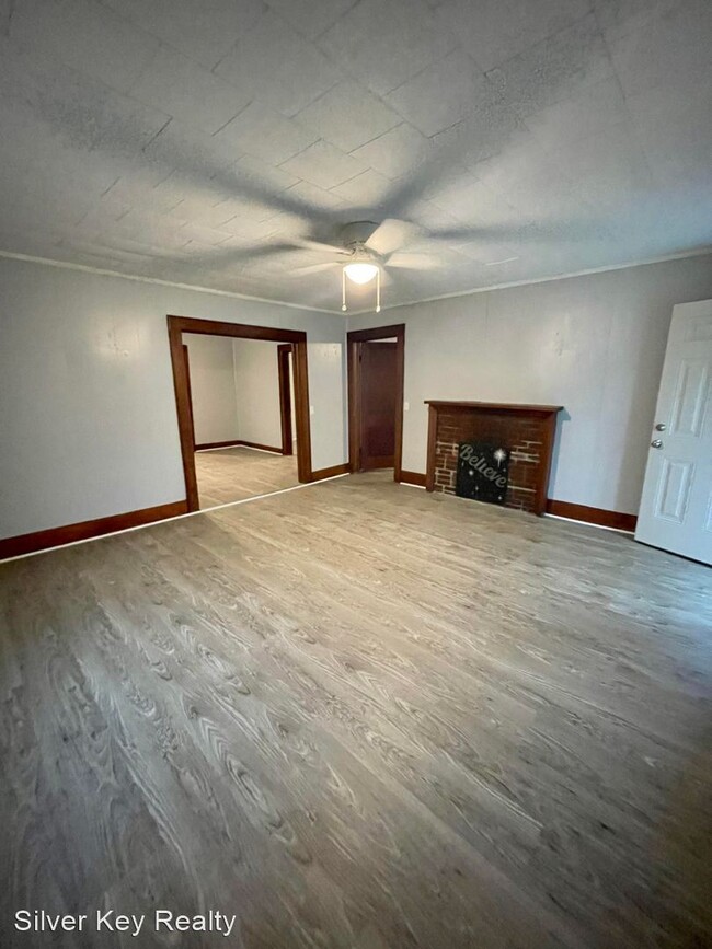 Building Photo - 2 br, 1 bath House - 101 Athens Pike