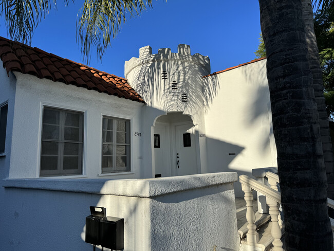 Foto del edificio - 8987 Keith Ave