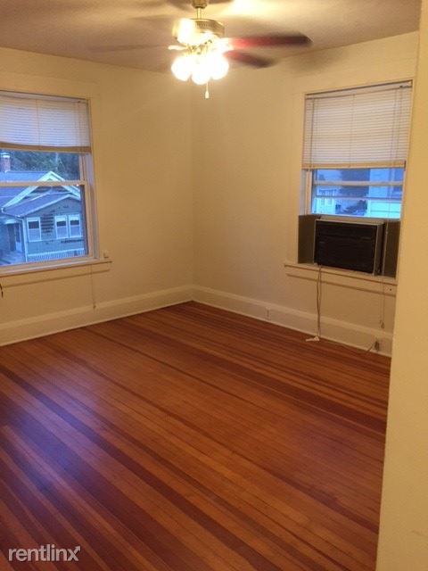 Foto del edificio - 410 N McLean St