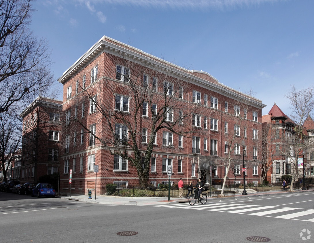 Primary Photo - Cavanaugh Courts