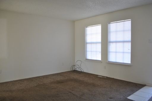 Primary Photo - Fantastic 2 bed 1 bath Apartment