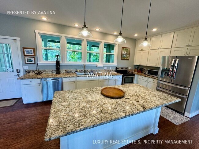 Building Photo - Video! Gated & Furnished Kailua home with ...