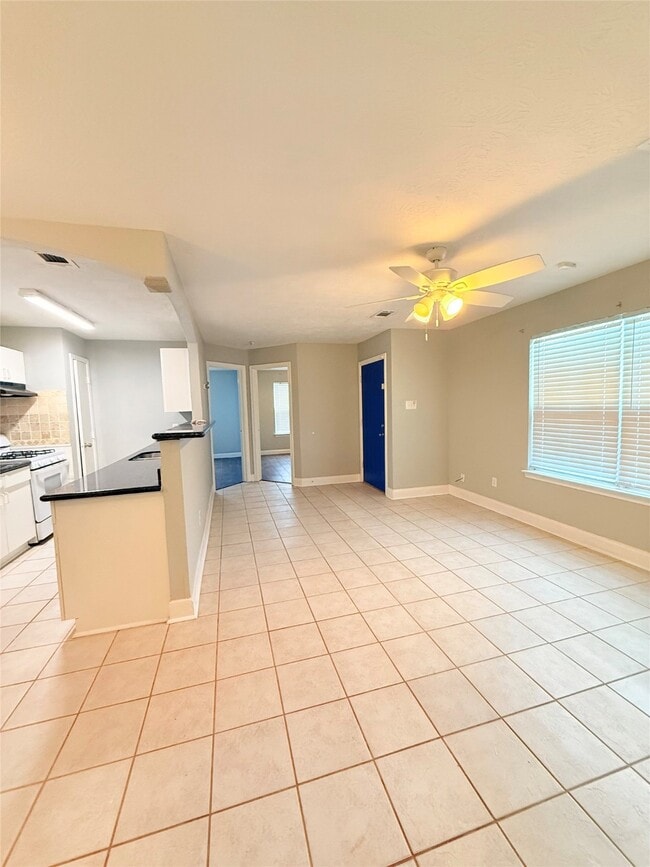 Foto del edificio - 320 Willowick St