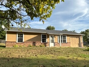 Building Photo - 33 Sequoia Ridge Dr