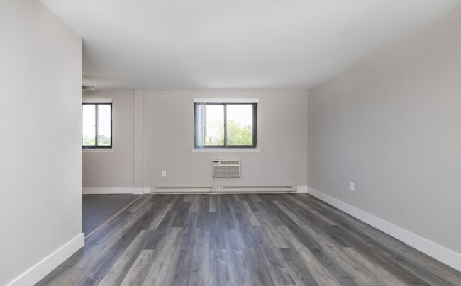 Building Photo - Garner House Apartments