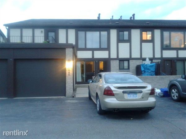 Foto principal - 1020 Country Club Dr