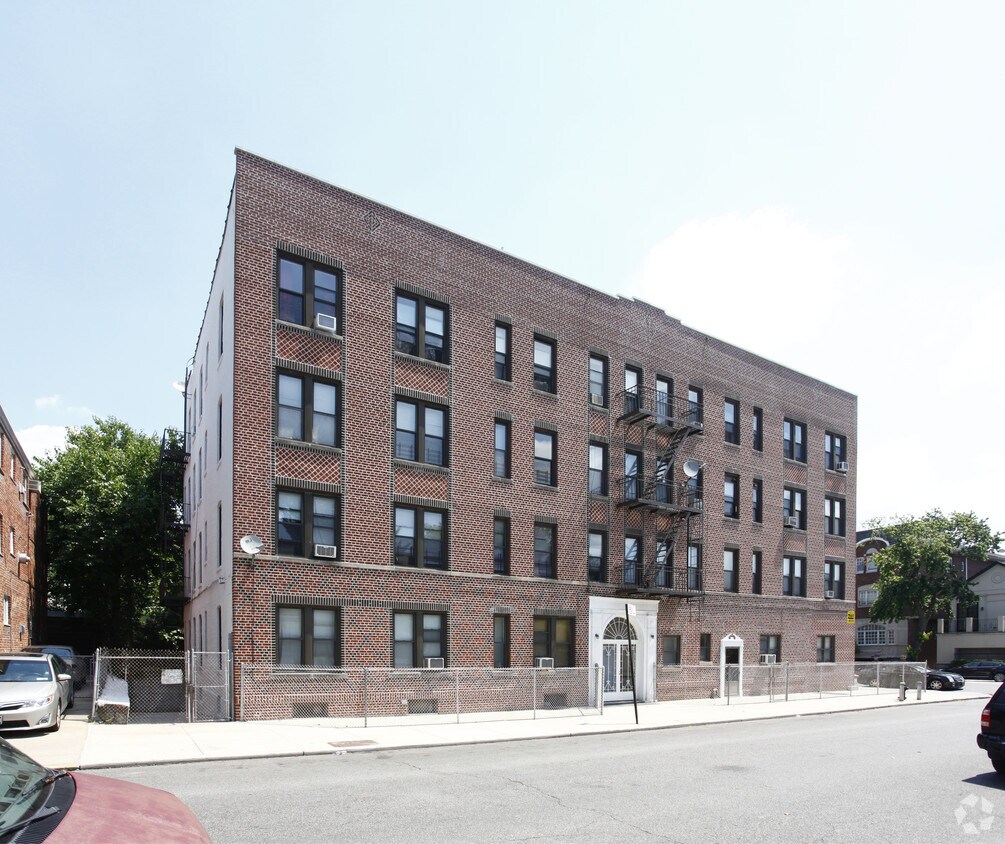 1683 58th Street - 1683 58th St