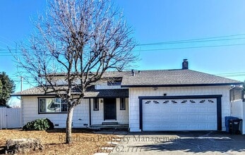 Building Photo - 1732 Moclips Dr