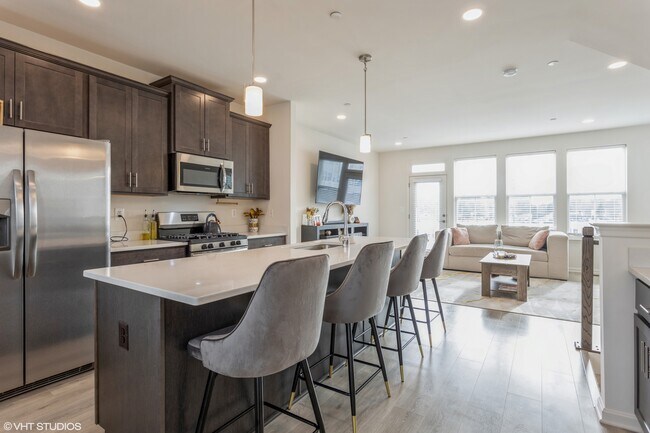 Foto del edificio - 1531 Hudson View Rd