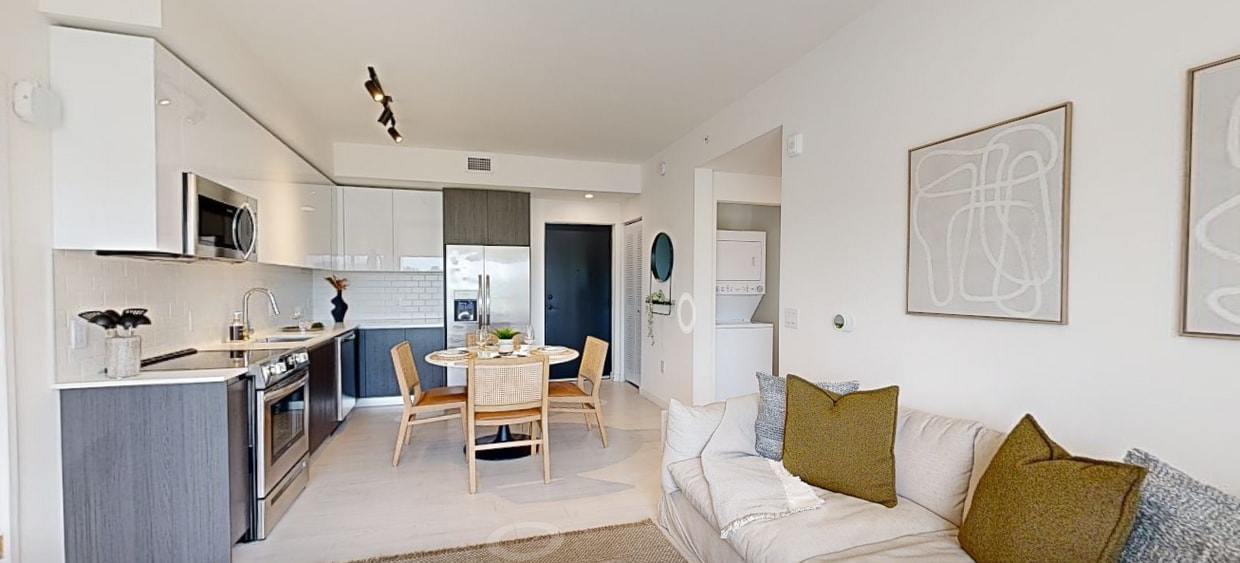 Photo - Laguna Gardens Apartments