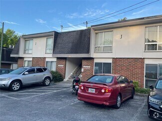Building Photo - 1700 SW 16th Ct