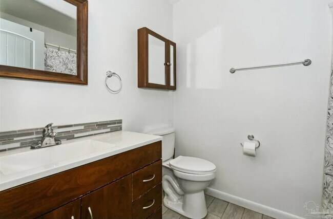 Building Photo - 8023 Stark Ave