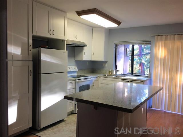 Building Photo - 7835 Cowles Mountain Ct