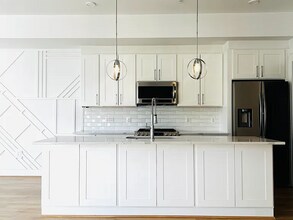 Building Photo - 836 Varnum St NW