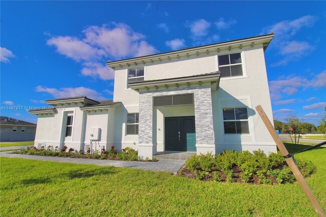 Building Photo - 16925 SW 289th Ter
