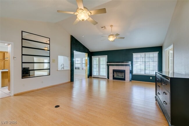 Building Photo - 224 Garfield Dr