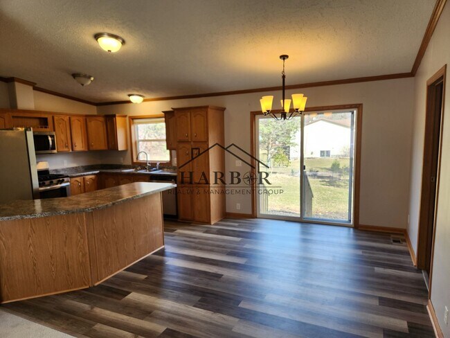 Building Photo - Single Family Home in Kasson, MN