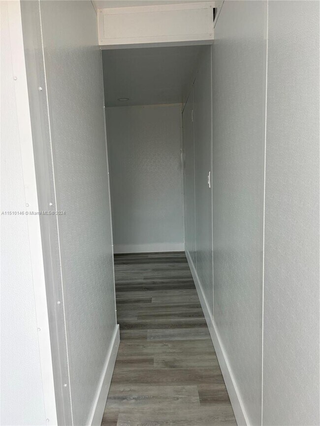 Building Photo - 20841 SW 119th Pl