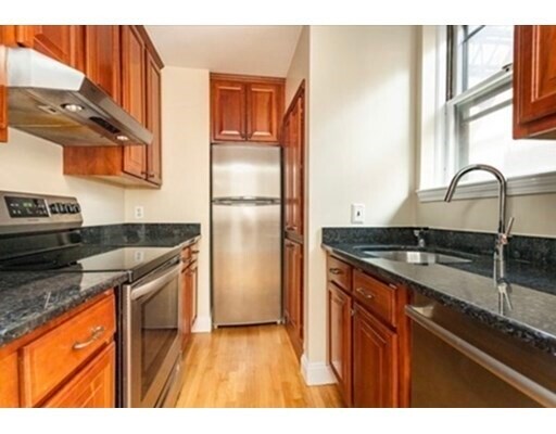 Foto principal - 25 Revere St
