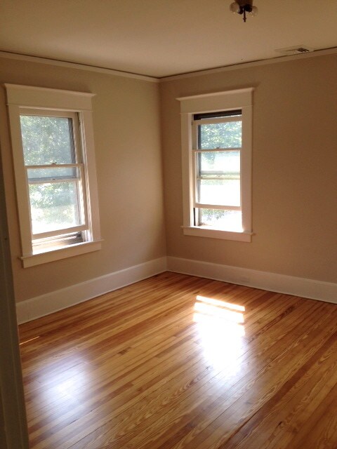 Foto del edificio - 18 Dayton Rd