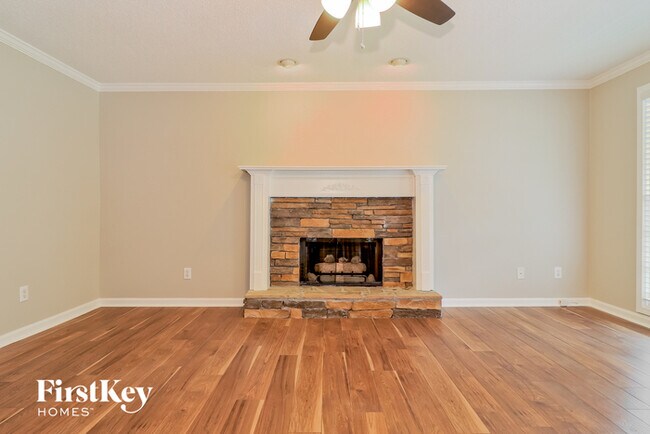 Building Photo - 77 Lanesborough Ct