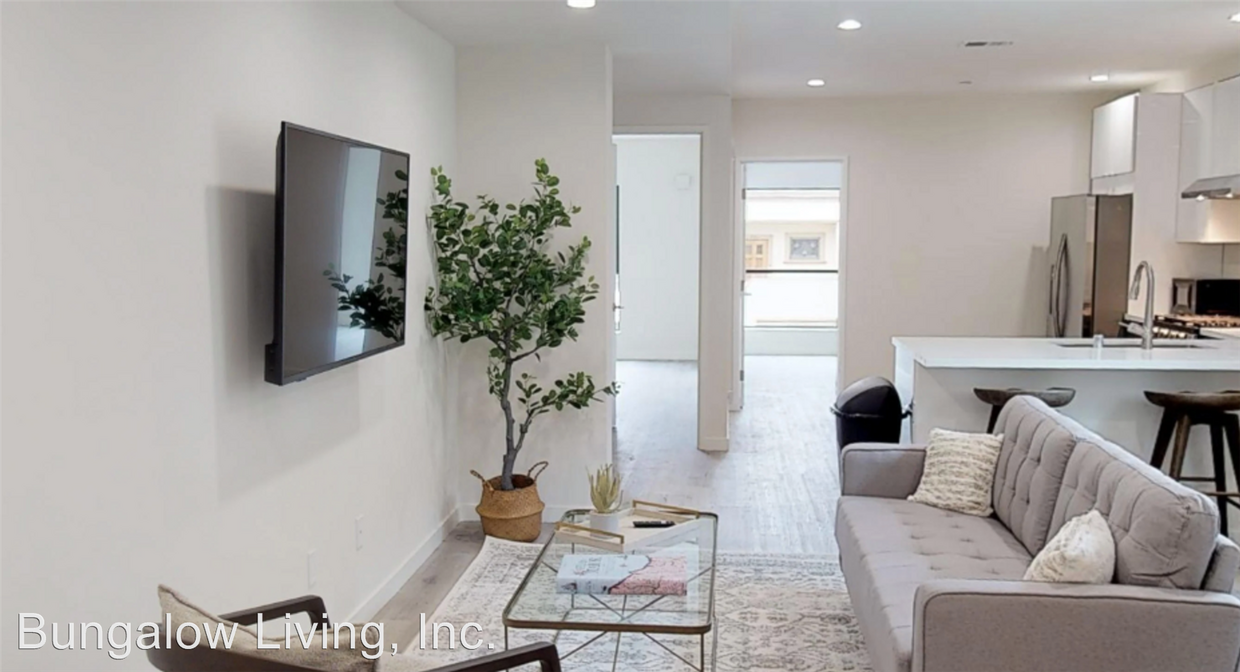 Foto principal - 363 21st Ave