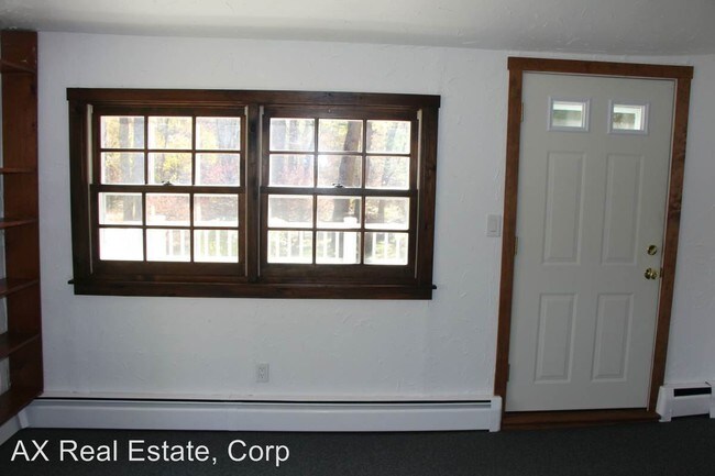 Building Photo - 123 Armonk Rd